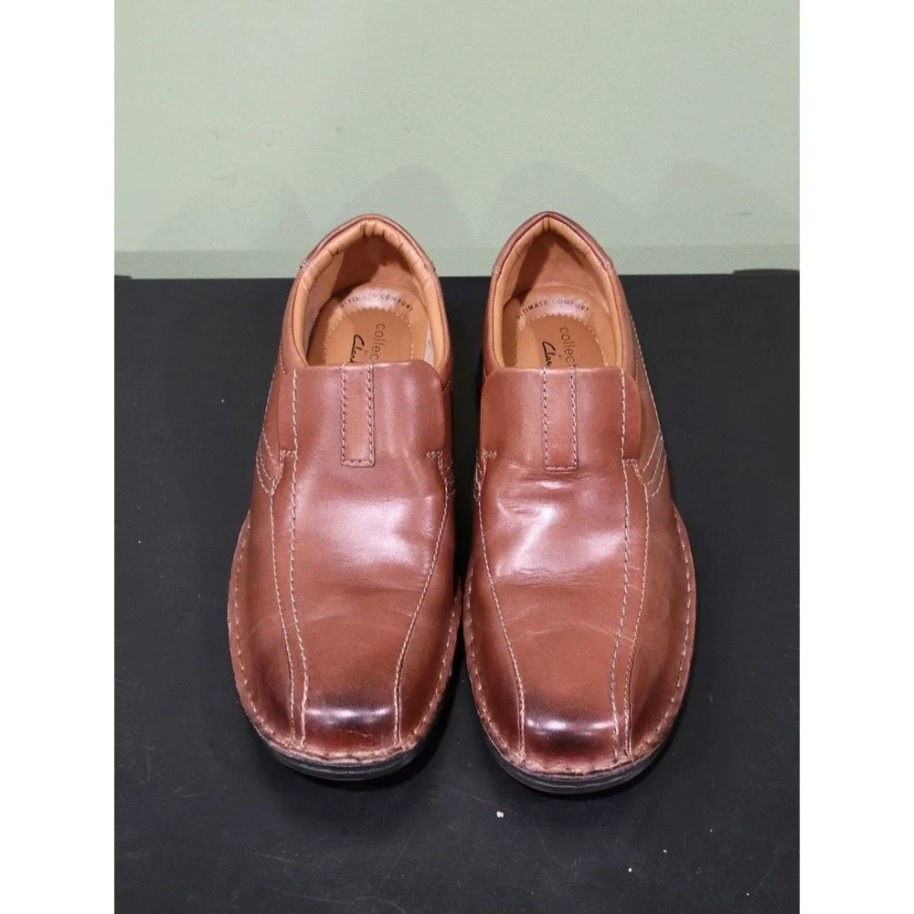 CLARKS mens Escalade Brown Leather Step Slip-On shoes Size 8 - Picture 1 of 10